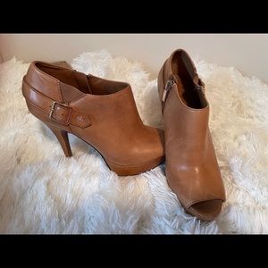 Enzo Angiolini Easebastjan Leather Peep Toe Heel size 7.5